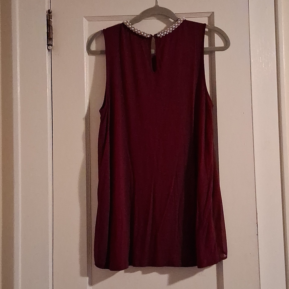 Design History Jewel-Trim Sleeveless Top in Wine - Picture 4 of 8